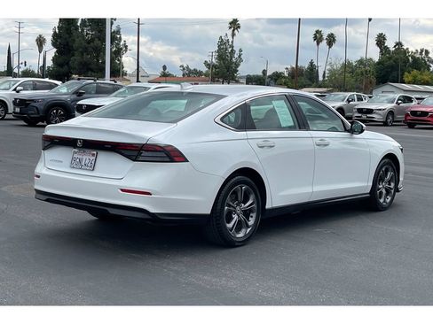 Certified 2023 Honda Accord EX image 6