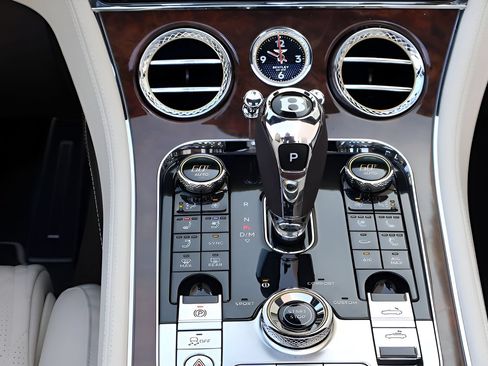 New 2026 Bentley Continental GTC AWD/4WD image 26