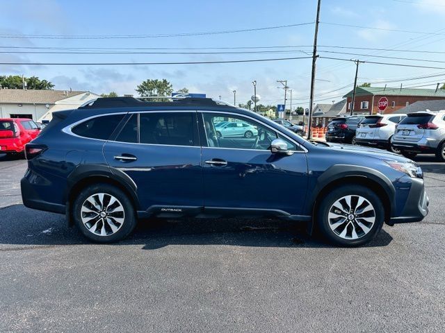 Used 2023 Subaru Outback Touring XT AWD/4WD image 9