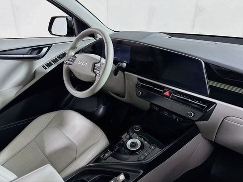Used 2023 Kia Niro Wind w/ Wind Preserve Package FWD image 28