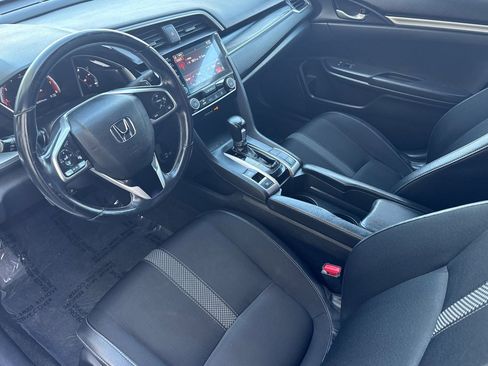 Used 2019 Honda Civic Sport image 4