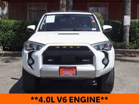 Used 2020 Toyota 4Runner TRD Off-Road Premium w/ Moonroof Package AWD/4WD image 3
