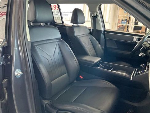 Used 2025 Hyundai Santa Fe SEL AWD/4WD image 23