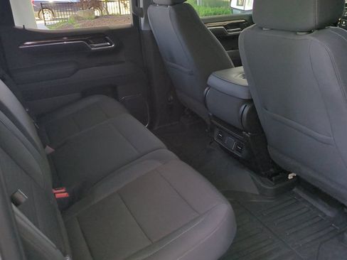 Used 2025 GMC Sierra 1500 Elevation AWD/4WD image 17