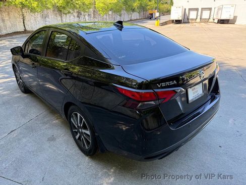 Used 2021 Nissan Versa SV image 7