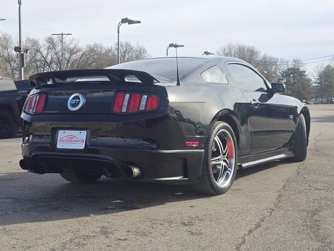 Used 2012 Ford Mustang GT image 9