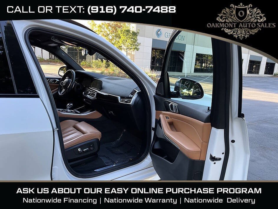 Used 2019 BMW X5 xDrive40i w/ M Sport Package AWD/4WD image 13