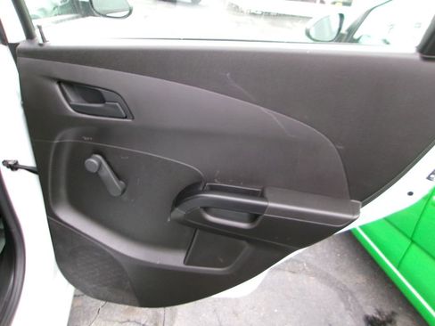 Used 2020 Chevrolet Sonic LT image 13