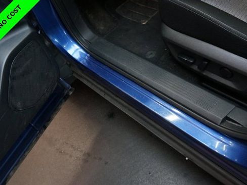 Used 2023 Nissan Rogue SV image 29