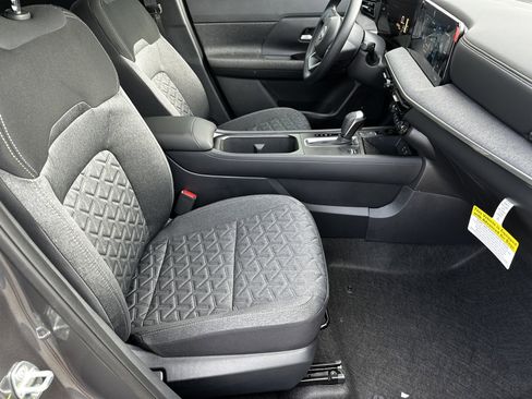 New 2026 Nissan Kicks SV w/ SV Premium Package image 13