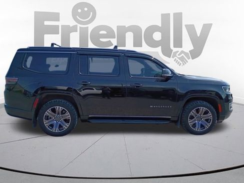 Used 2023 Jeep Wagoneer 4WD w/ Premium Group I image 4
