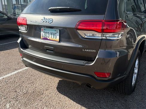 Used 2020 Jeep Grand Cherokee Laredo RWD image 15
