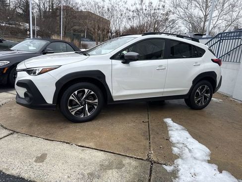 Certified 2024 Subaru Crosstrek 2.0i Premium image 5