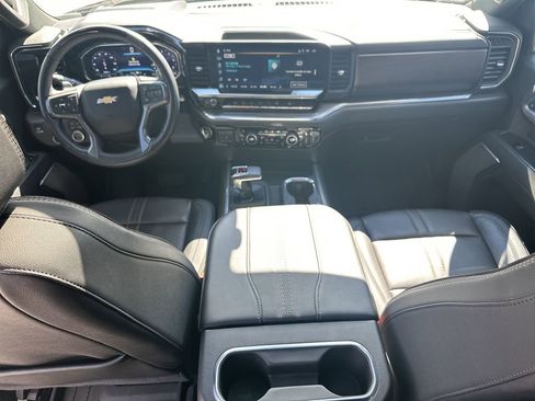 Used 2024 Chevrolet Silverado 1500 High Country w/ Technology Package image 23