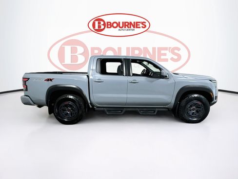 Used 2025 Nissan Frontier PRO-4X w/ Pro Convenience Package AWD/4WD image 12