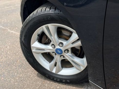 Used 2013 Ford Focus SE FWD image 23