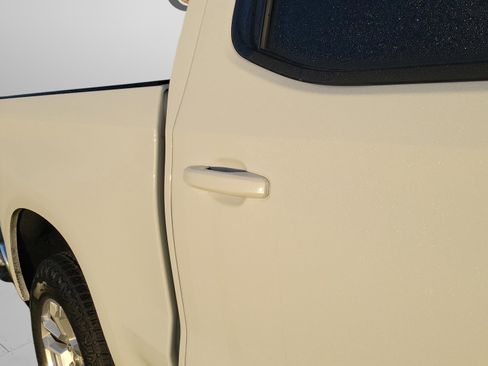 Used 2025 Chevrolet Silverado 1500 LT image 17