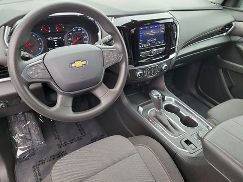 Used 2020 Chevrolet Traverse LS image 10