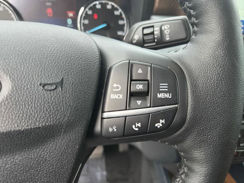 Used 2022 Ford Maverick Lariat w/ Lariat Luxury Package FWD image 20