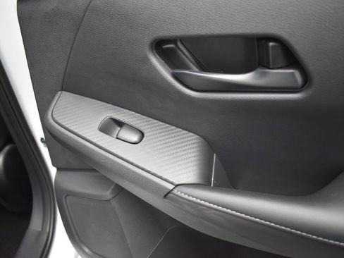 Used 2025 Nissan Sentra S image 18