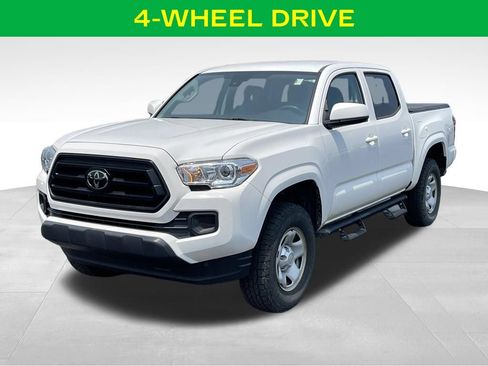 Used 2022 Toyota Tacoma SR AWD/4WD image 4