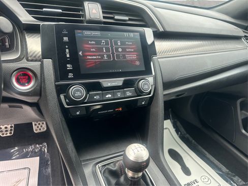 Used 2018 Honda Civic Si image 23