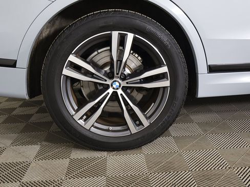 Used 2023 BMW X7 xDrive40i w/ M Sport Package image 25