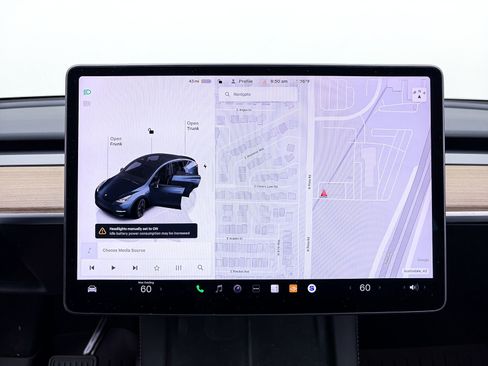 Used 2024 Tesla Model Y Long Range image 19