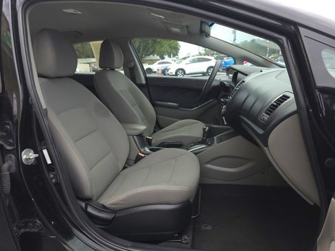 Used 2016 Kia Forte LX w/ LX Popular Plus Package FWD image 13