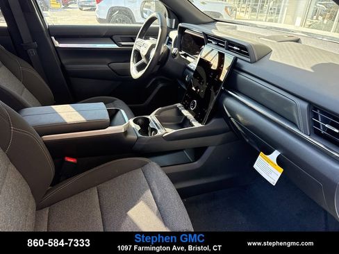 New 2026 GMC Terrain Elevation w/ Black Edition AWD/4WD image 24