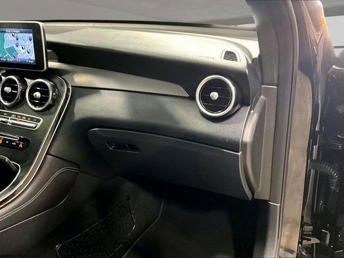 Used 2019 Mercedes-Benz GLC 300 4MATIC image 26