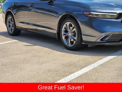 Used 2023 Honda Accord EX image 11