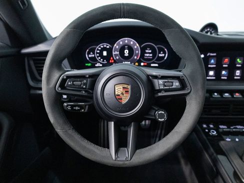 Certified 2025 Porsche 911 Carrera T RWD image 18
