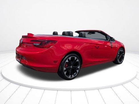 Used 2018 Buick Cascada Sport Touring w/ Dark Effects Package FWD image 5