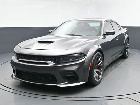 Used 2022 Dodge Charger SRT Hellcat w/ Harman/Kardon Audio Group image 1