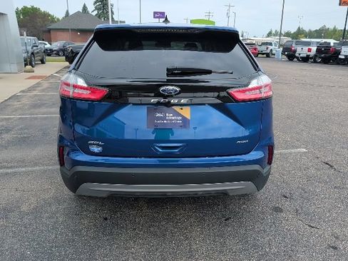 Certified 2023 Ford Edge SEL w/ Convenience Package AWD/4WD image 6