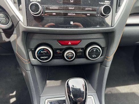 Used 2019 Subaru Crosstrek 2.0i Limited w/ Moonroof Package w/Navigation AWD/4WD image 34