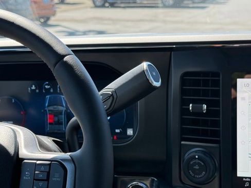 New 2025 Ford F350 Lariat w/ Lariat Ultimate Package AWD/4WD image 33