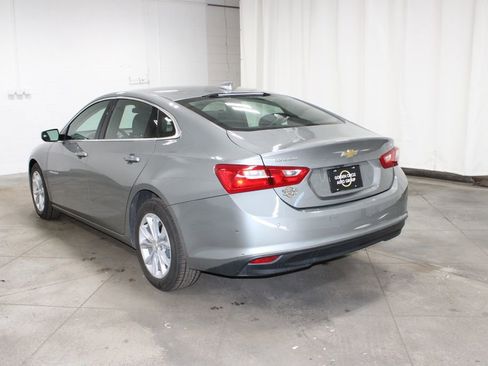 Used 2025 Chevrolet Malibu LT FWD image 7