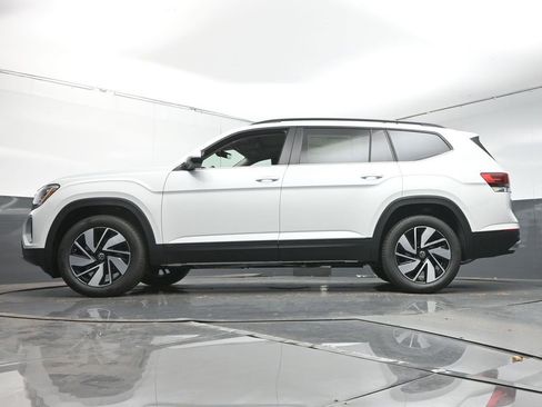 New 2026 Volkswagen Atlas SE image 35