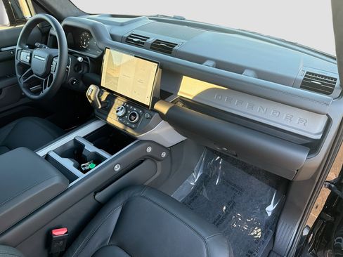 New 2026 Land Rover Defender 130 V8 image 13