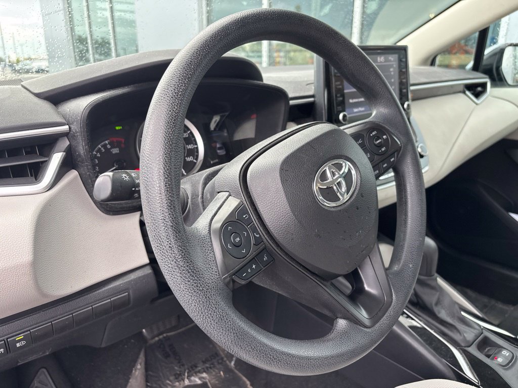 Used 2022 Toyota Corolla LE w/ LE Convenience Package FWD image 8