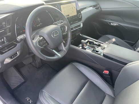 Certified 2025 Lexus RX 350 FWD image 4
