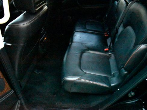 Used 2019 Nissan Armada Platinum w/ Cargo Package image 27