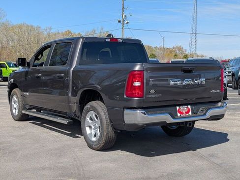 New 2026 RAM 1500 4x4 Crew Cab image 5