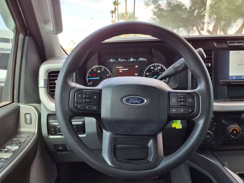 Used 2024 Ford F250 XLT w/ FX4 Off-Road Package AWD/4WD image 18