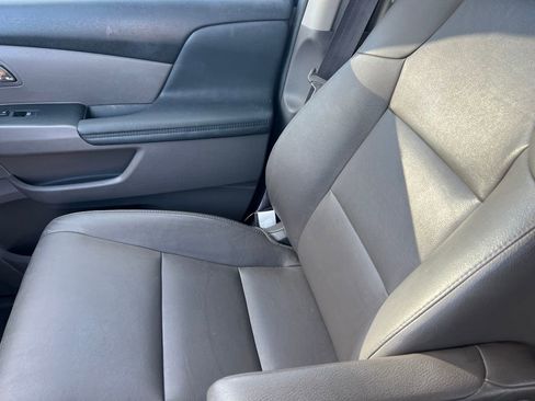 Used 2015 Honda Odyssey EX-L image 36