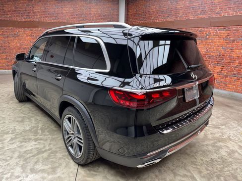 New 2026 Mercedes-Benz GLS 450 4MATIC image 2