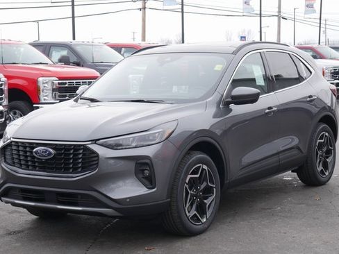 New 2026 Ford Escape Platinum w/ Premium Technology Package image 9