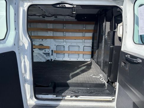 Used 2019 Ford Transit 250 130 Low Roof w/ Exterior Upgrade Package image 18
